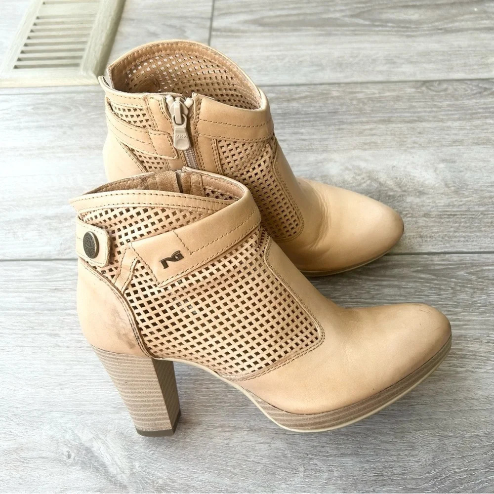 Nero Giardini ANKLE BOOT PERFORATED  LEATHER 
IN CHAMPAGNE